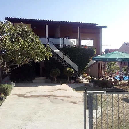 Apartments Banoci Vir Exterior photo